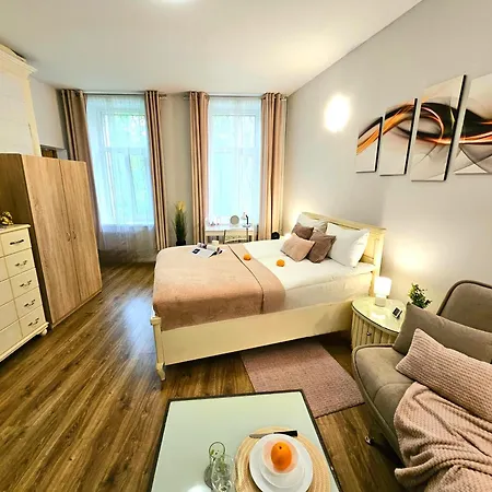 Romantic Apt-great Location- Center-free Parking-self Check-in- Old Town 20 Min Riga