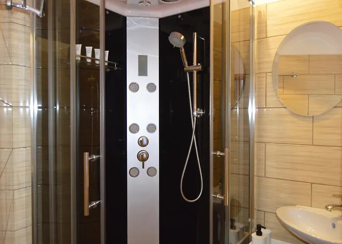 Romantic Studio-great Location- Center-free Parking-self Check-in- Old Town 20 Min Dzīvoklis Riga