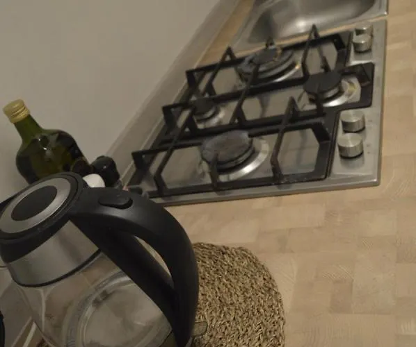 Dzīvoklis Romantic Studio-great Location- Center-free Parking-self Check-in- Old Town 20 Min Riga