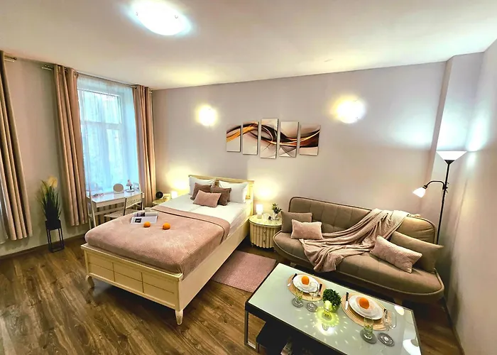 Romantic Studio-great Location- Center-free Parking-self Check-in- Old Town 20 Min Riga