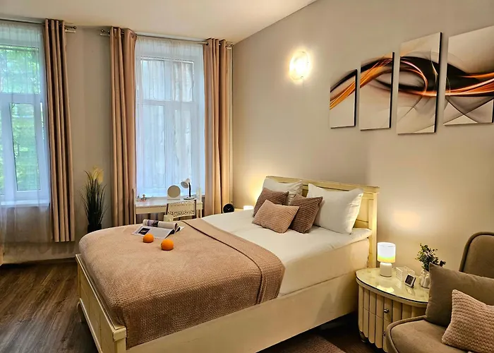 Romantic Studio-great Location- Center-free Parking-self Check-in- Old Town 20 Min ריגה
