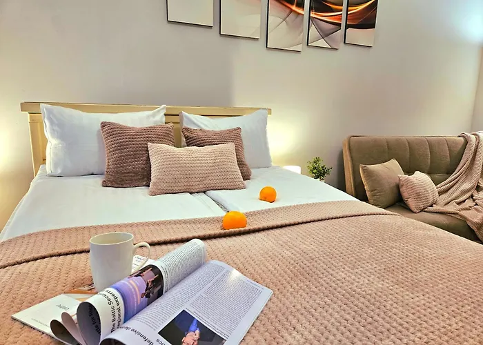 Dzīvoklis Romantic Studio-great Location- Center-free Parking-self Check-in- Old Town 20 Min