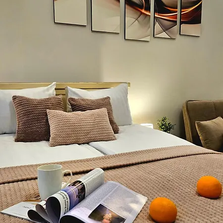 Romantic Studio-great Location- Center-free Parking-self Check-in- Old Town 20 Min Διαμέρισμα Ρίγα