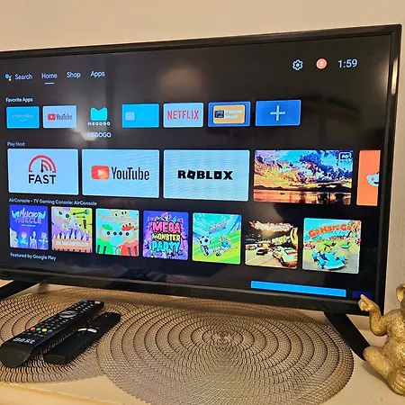 Romantic Apt-great Location- Center-free Parking-self Check-in- Old Town 20 Min * ريغا